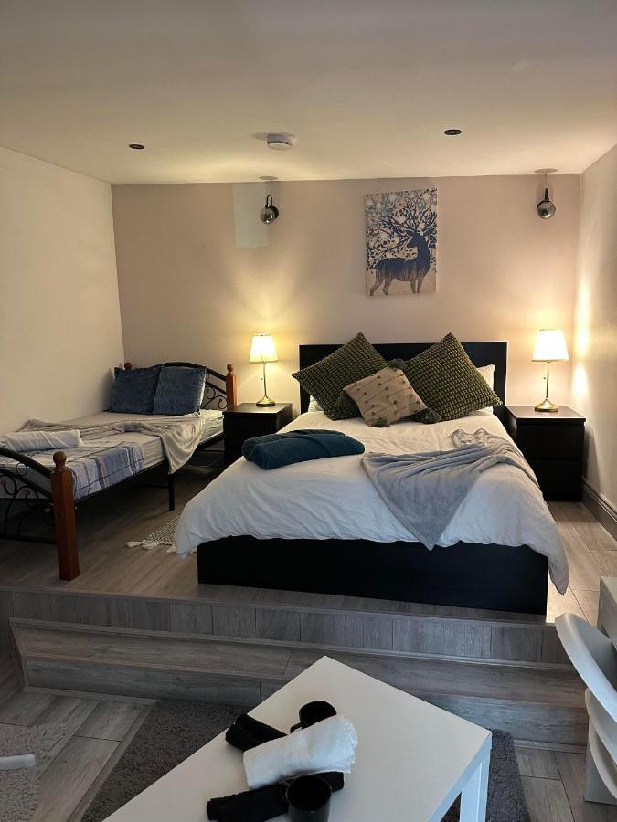 Charming Studio Apartment In ロンドン エクステリア 写真