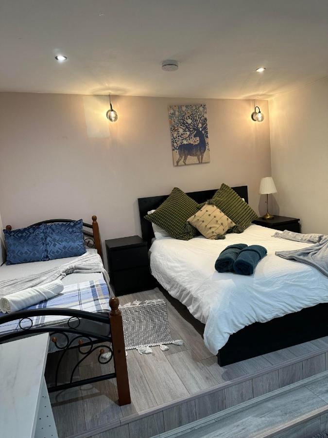 Charming Studio Apartment In ロンドン エクステリア 写真