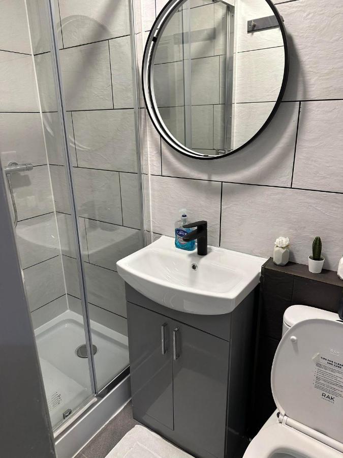 Charming Studio Apartment In ロンドン エクステリア 写真